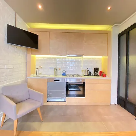 Central Flat In Beyoglu