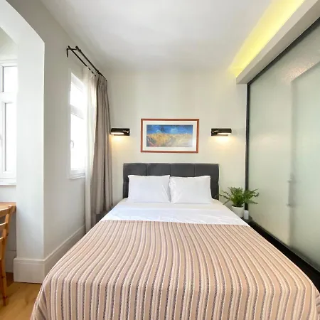 Central Flat In Beyoglu *